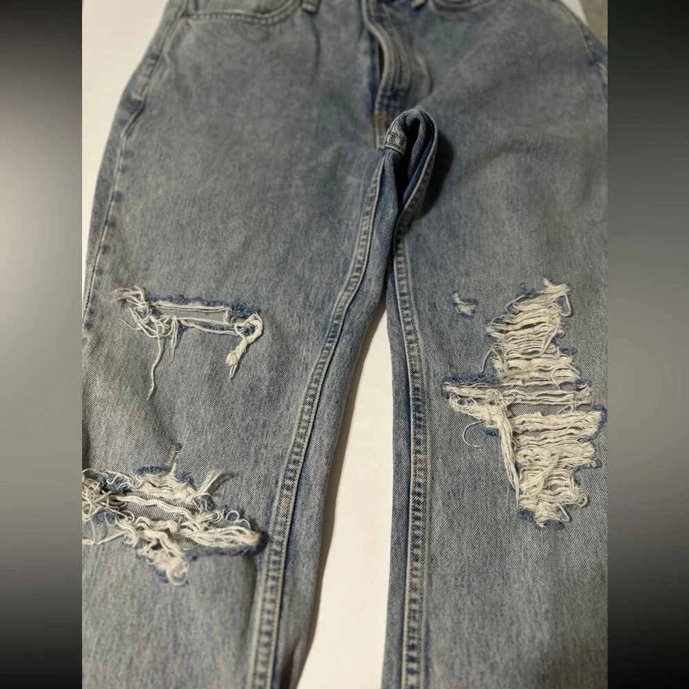 Rag & Bone Jeans Madison High Rise Sz 26 Distress W/ Hole
